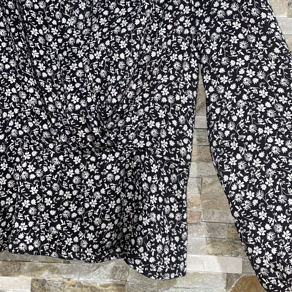 Lush Black Flora V-neck Blouse